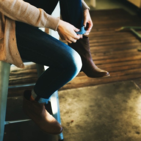 NEW Steve Madden Boots - Picture 3 of 4